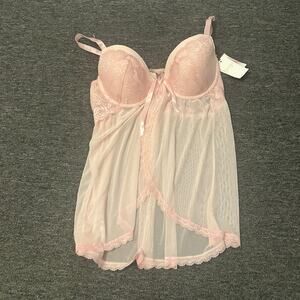 Jessica Simpson Off white & light pink lace split-front lingerie top Size 1X